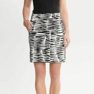 Banana Republic Trina Turk Zebra Print Mini Skirt Size 2